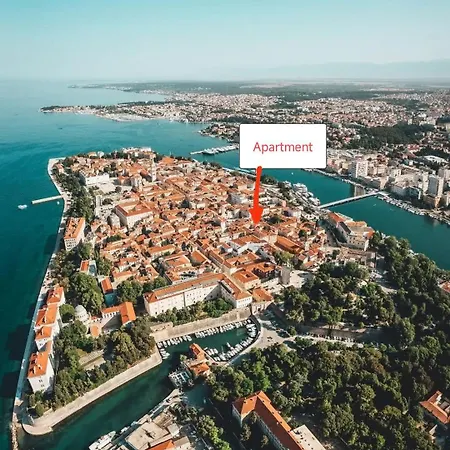 Apartman Platea Magna Lux Zára