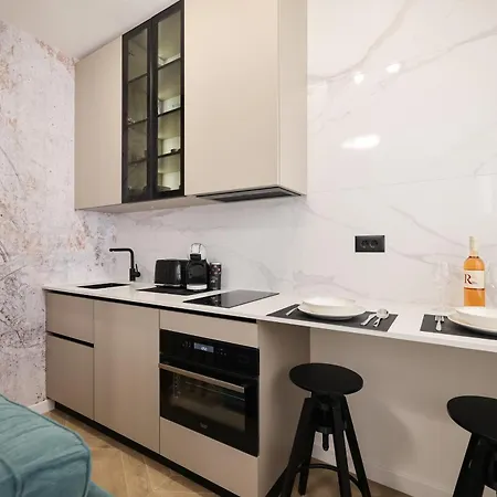 Platea Magna Lux Apartman