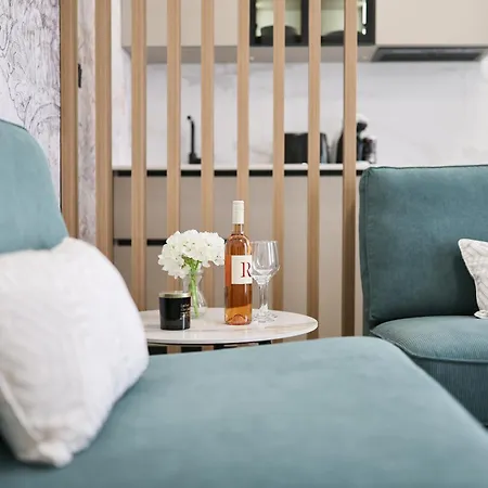 Platea Magna Lux * Zára