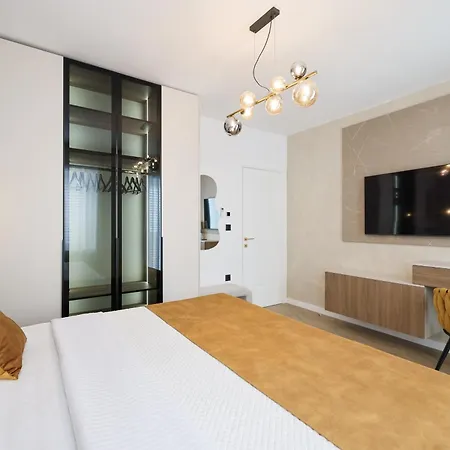 Platea Magna Lux Zadar