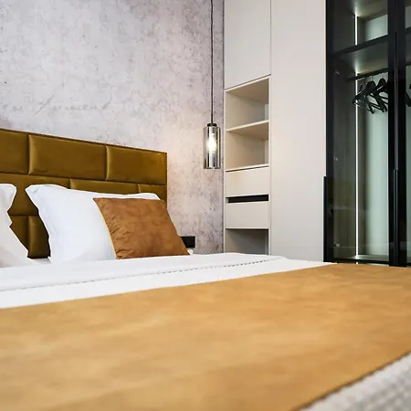 Platea Magna Lux Lejlighed *