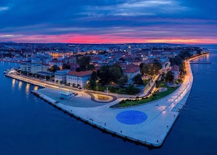 Platea Magna Lux 公寓