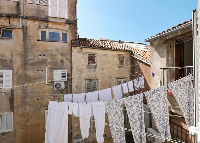 公寓 Platea Magna Lux *